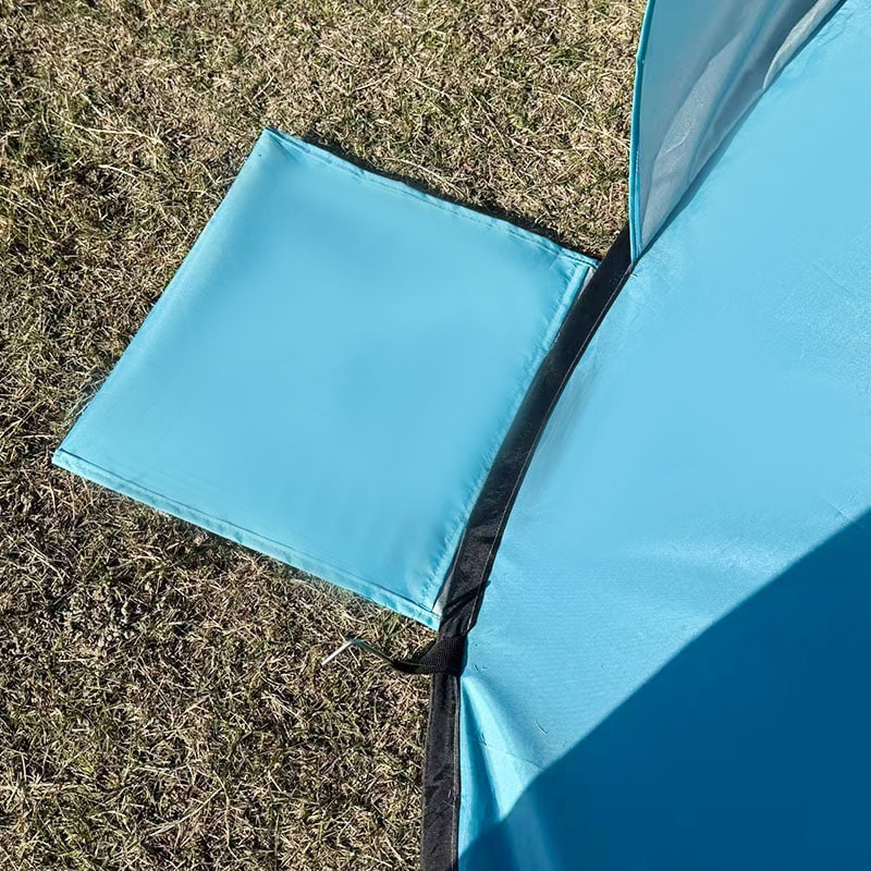 Ulkokäyttöön tarkoitettu kannettava rantateltta monille henkilöille