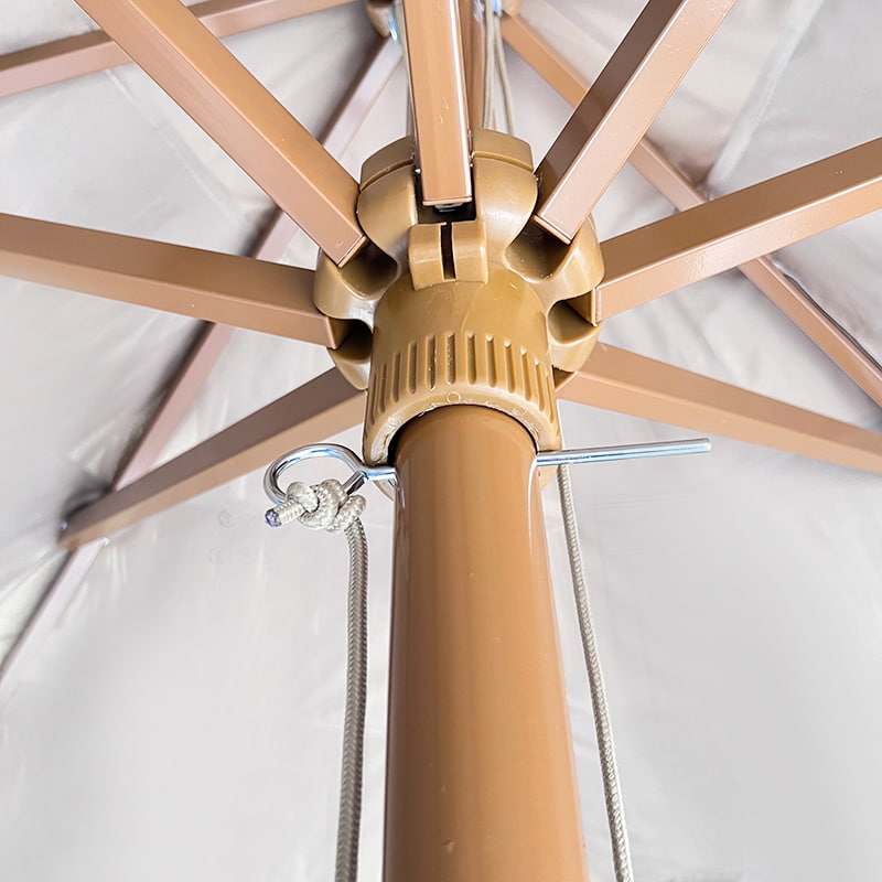 3-metrinen olkivarjo