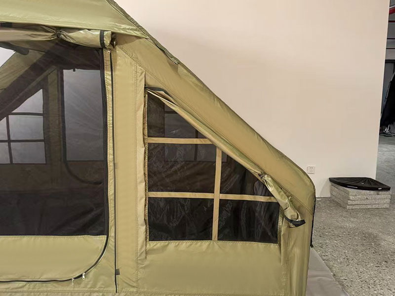 Pienikokoinen Military Green puhallettava leirintäteltta